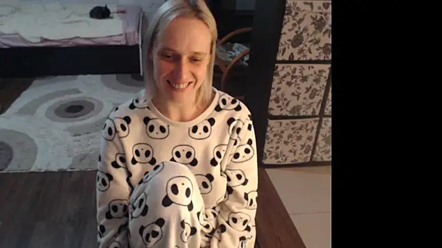 Your_guilty_pleasure1 webcam