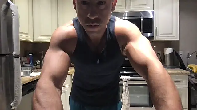 BigGuyMuscle webcam