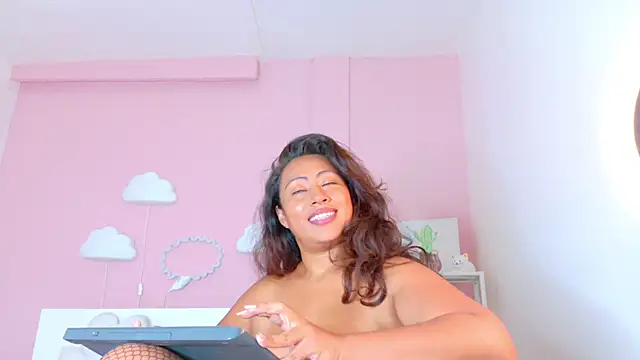 SeleneGibson__ webcam