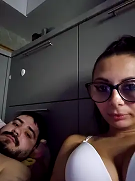 HiddendesireXO01 webcam