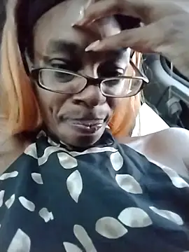 Jasmine_FullsShine webcam