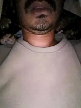 dreamtoungelick69 webcam