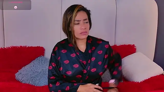 Niicolle_Miller webcam