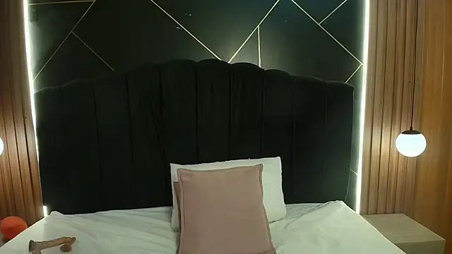 AgataThompson_ webcam