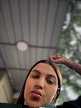 Webcam Model (Colibri_xxx)  is live.Free join now!