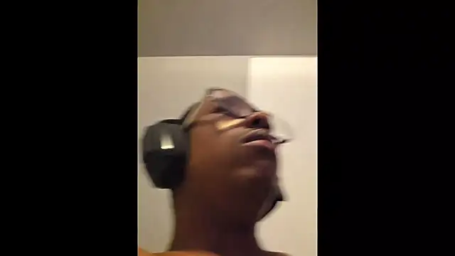 hormoneactivated webcam