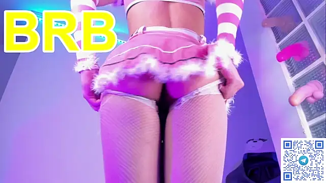 Sweet-SharoKitty webcam