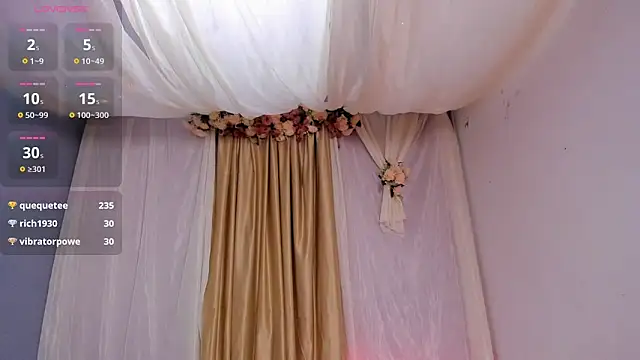 salomee_star_ webcam