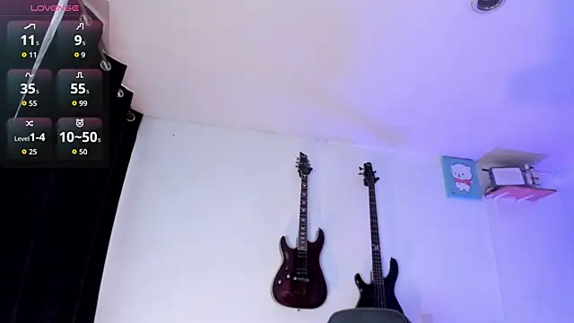 lilpervertgirl webcam