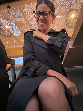 Webcam Model (ValeriEvan)  is live.Free join now!