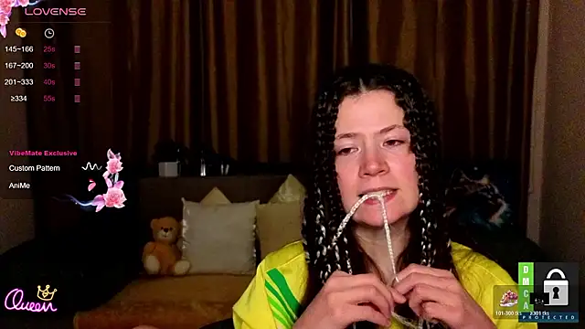 Alicia_redfollow webcam