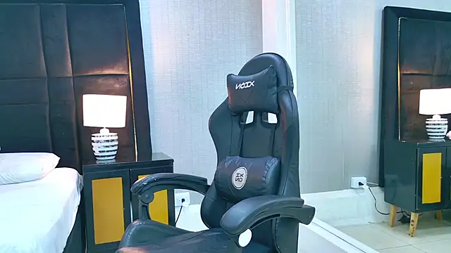 AshleyGingerr webcam