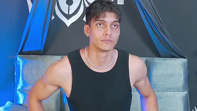 alessiovitale - AlessioVitale's free webcam - UK Sex Cams