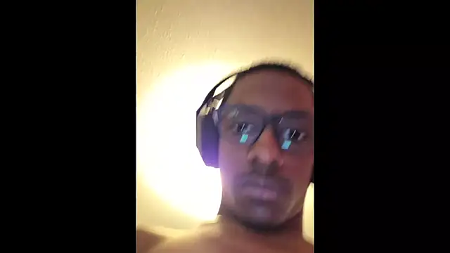 hormoneactivated webcam