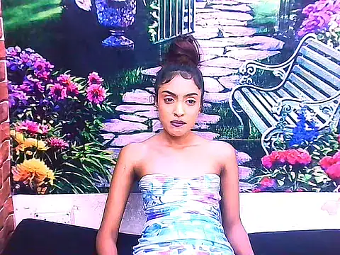 IndianPretty14u2Luv webcam