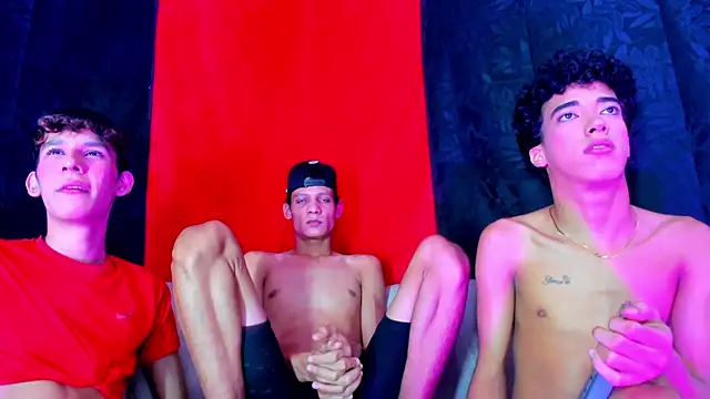 Pleasure_boys_hot webcam