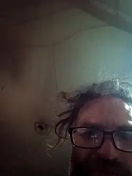 bearded_cross webcam