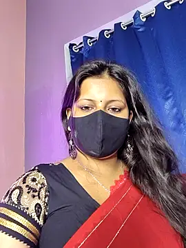 Webcam Model (noty_girl2)  is live.Free join now!