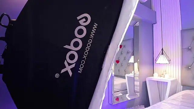 lunabloomn (F young) - Domi in the pussy + cum