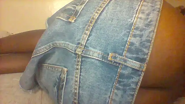 morongwacaroline - Morongwacaroline's free webcam - UK Sex Cams