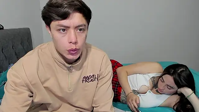 steban_and_kim webcam