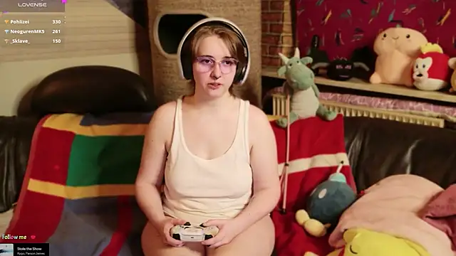 GamerGirl_Eve webcam