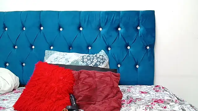 SexyDarkLadyXxx webcam