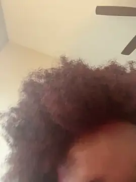 bigmama_deshayyy webcam