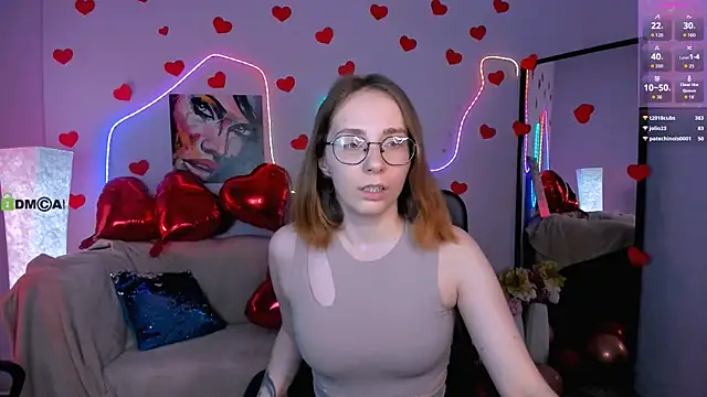 veronica_bubble webcam