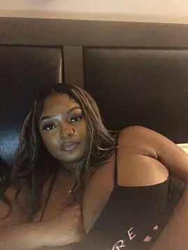 Webcam Model (Fxncymuse)  is live.Free join now!