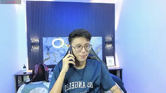 santiagorusso18 (M twink) - masturbation + show cum