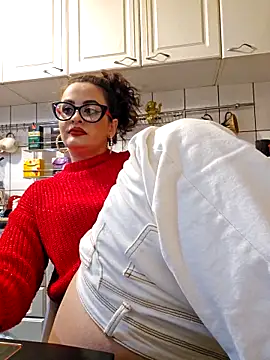 WatchTheQUEEnConQuer88 webcam