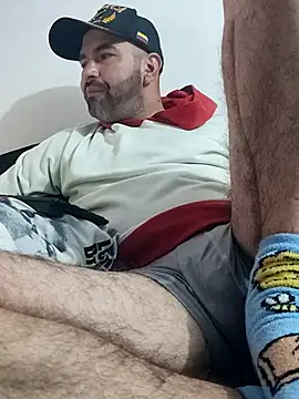 hairyandbigmann webcam