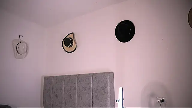 aydan_hw Live Webcam on Stripchat