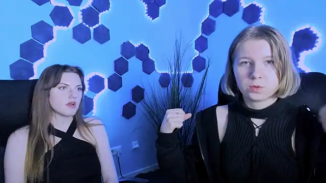 gloria_bubble webcam