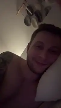 LubasOriginMen webcam