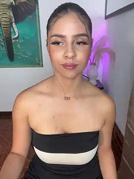 alisaa_jhons1 webcam