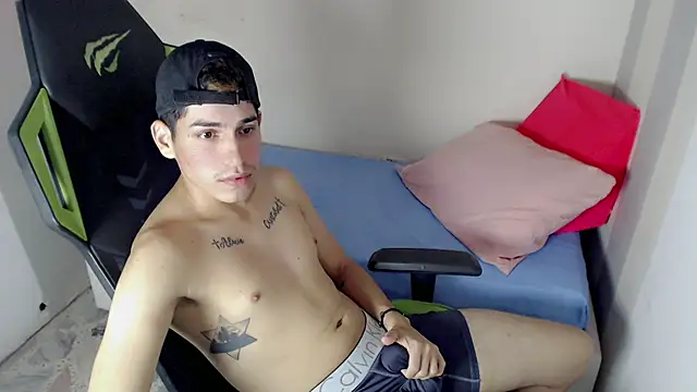 Bby_cash_ webcam