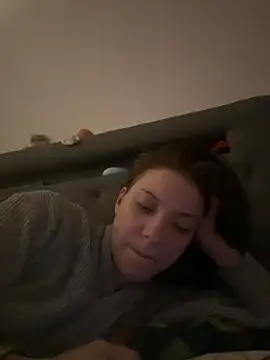 Webcam Model (SofieKayla) is live