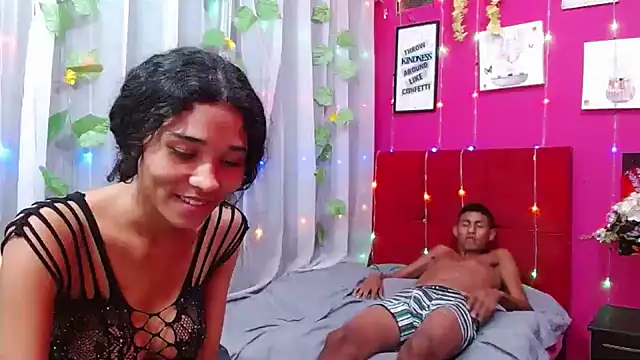 destroy_girls webcam