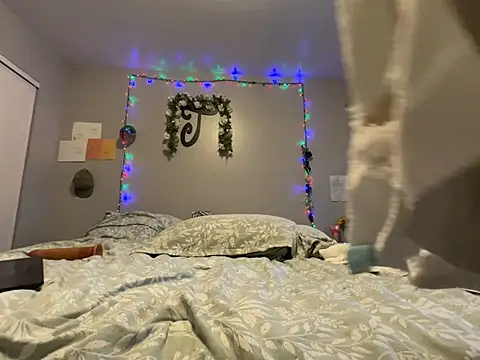 JizzyJazzunleashed webcam