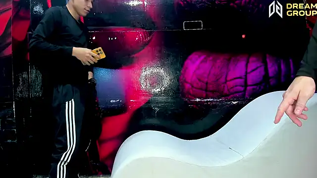 AmazingPartys webcam