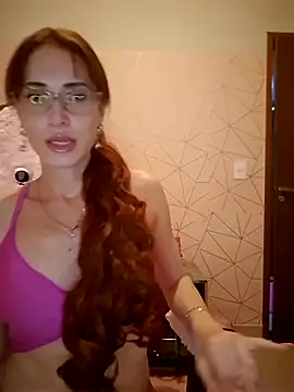 Irresistible24 webcam