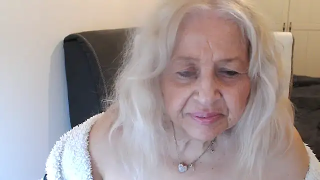 susilifexxx - SusiLifeXXX's free webcam - UK Sex Cams