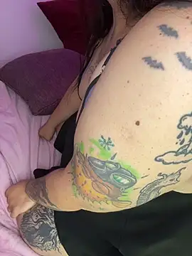 mizztikaa - Mizztikaa's free webcam - UK Sex Cams