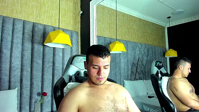 arongarcia - AronGarcia's free webcam - UK Sex Cams