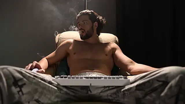 Keen___Luckystrike webcam