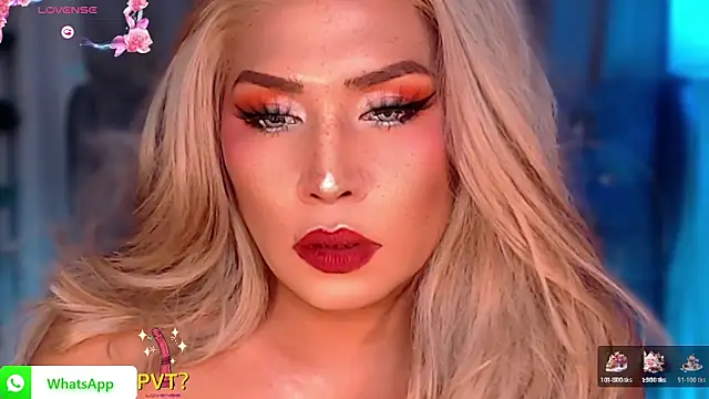 Queen_Hunters webcam