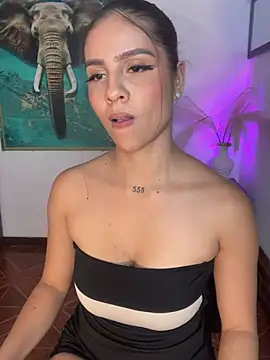 alisaa_jhons1 webcam