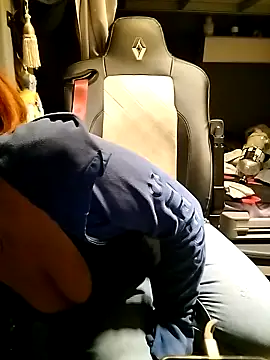 Milfa_nimfomana webcam